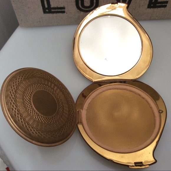 ❤️Vintage Elgin American ‘I Love You’ compact❤️ - Picture 6 of 9